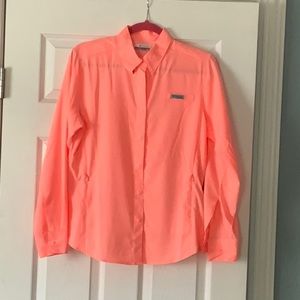 Columbia Long-sleeved Button Down